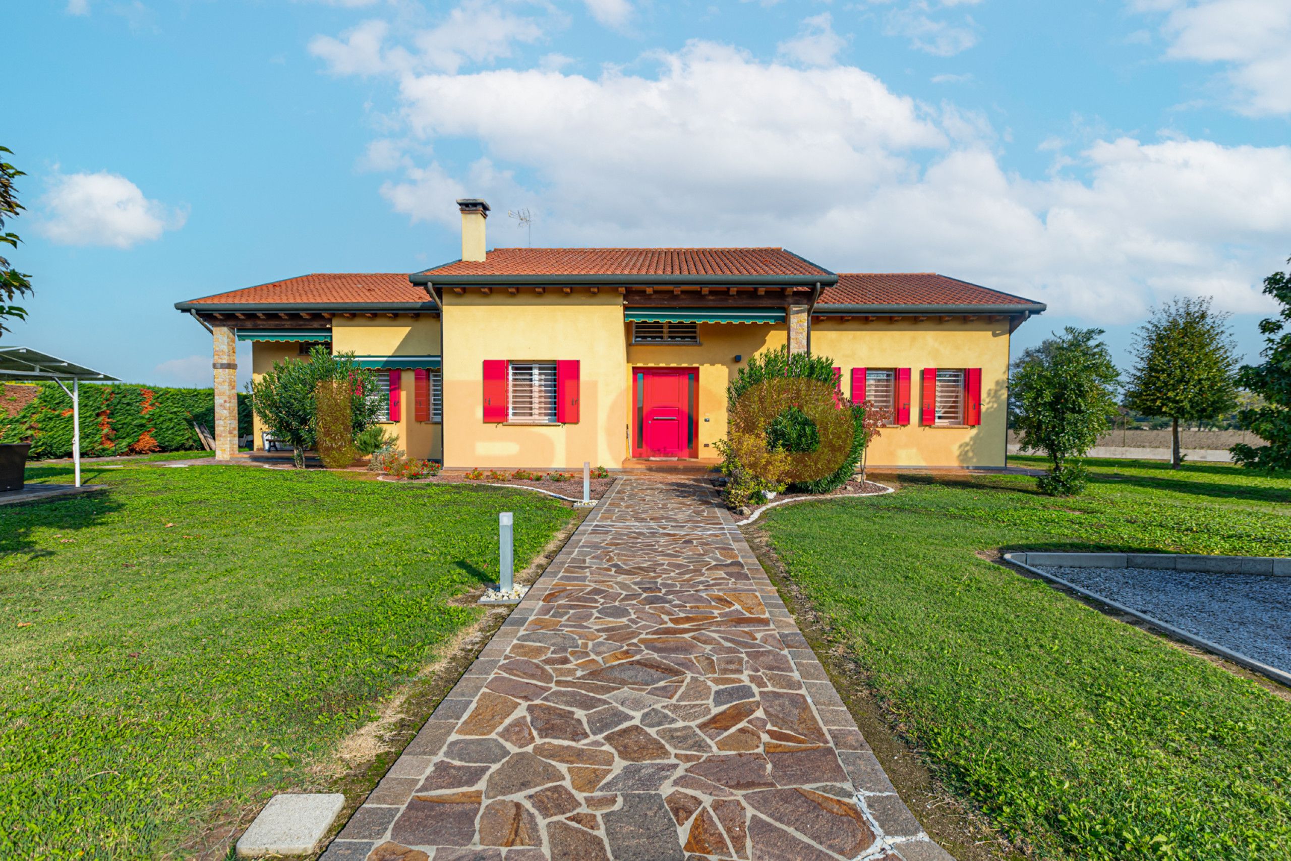 Villa Singola in Vendita