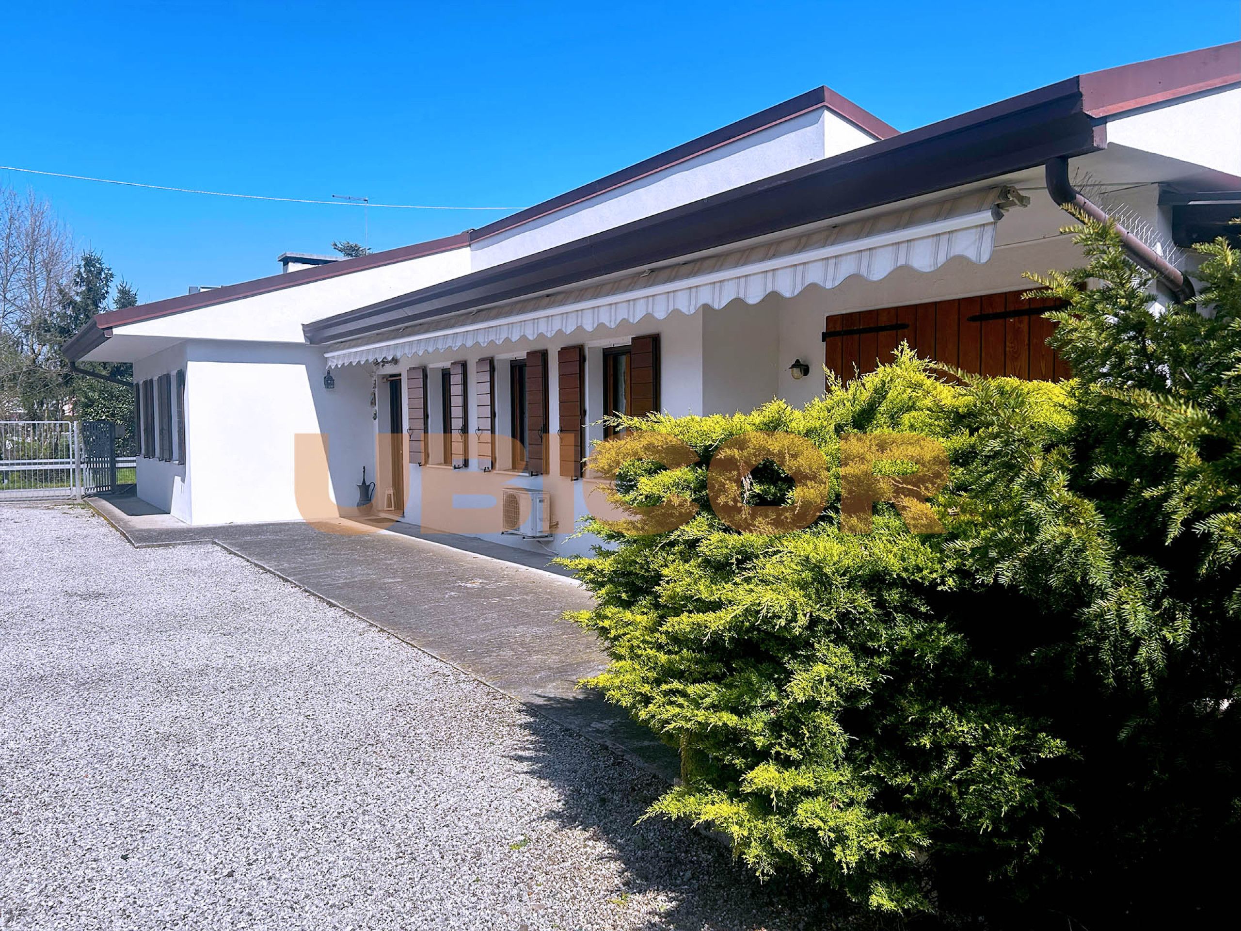 Villa Singola in Vendita