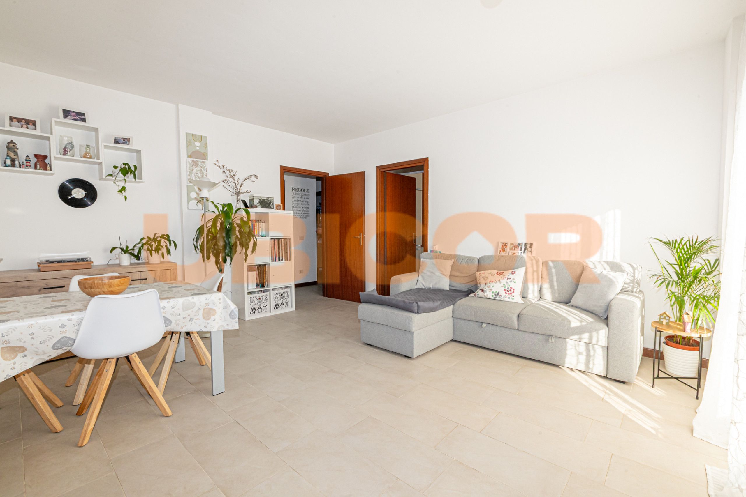 Appartamento Tricamere in Vendita