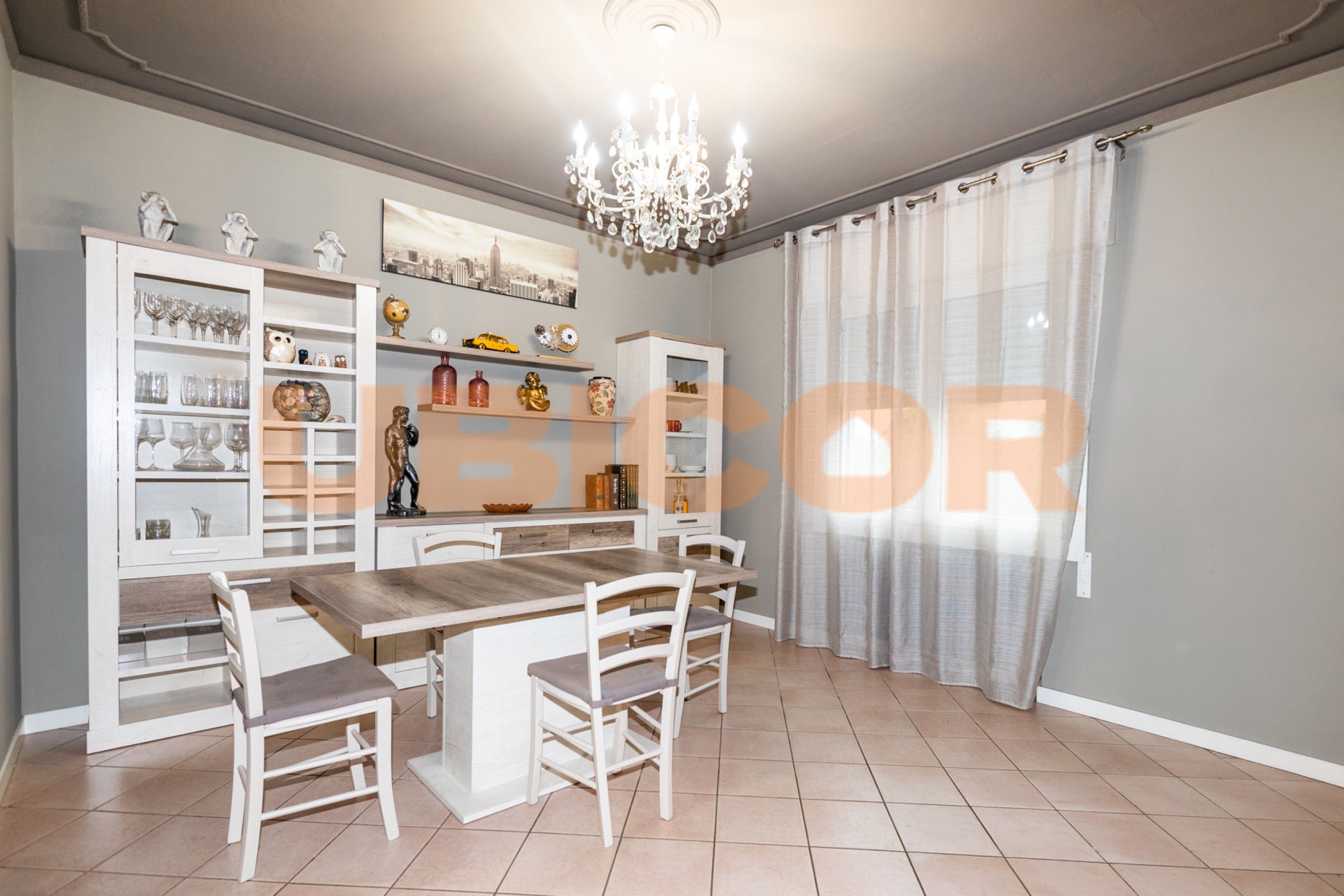 Singola Ristrutturata in Vendita