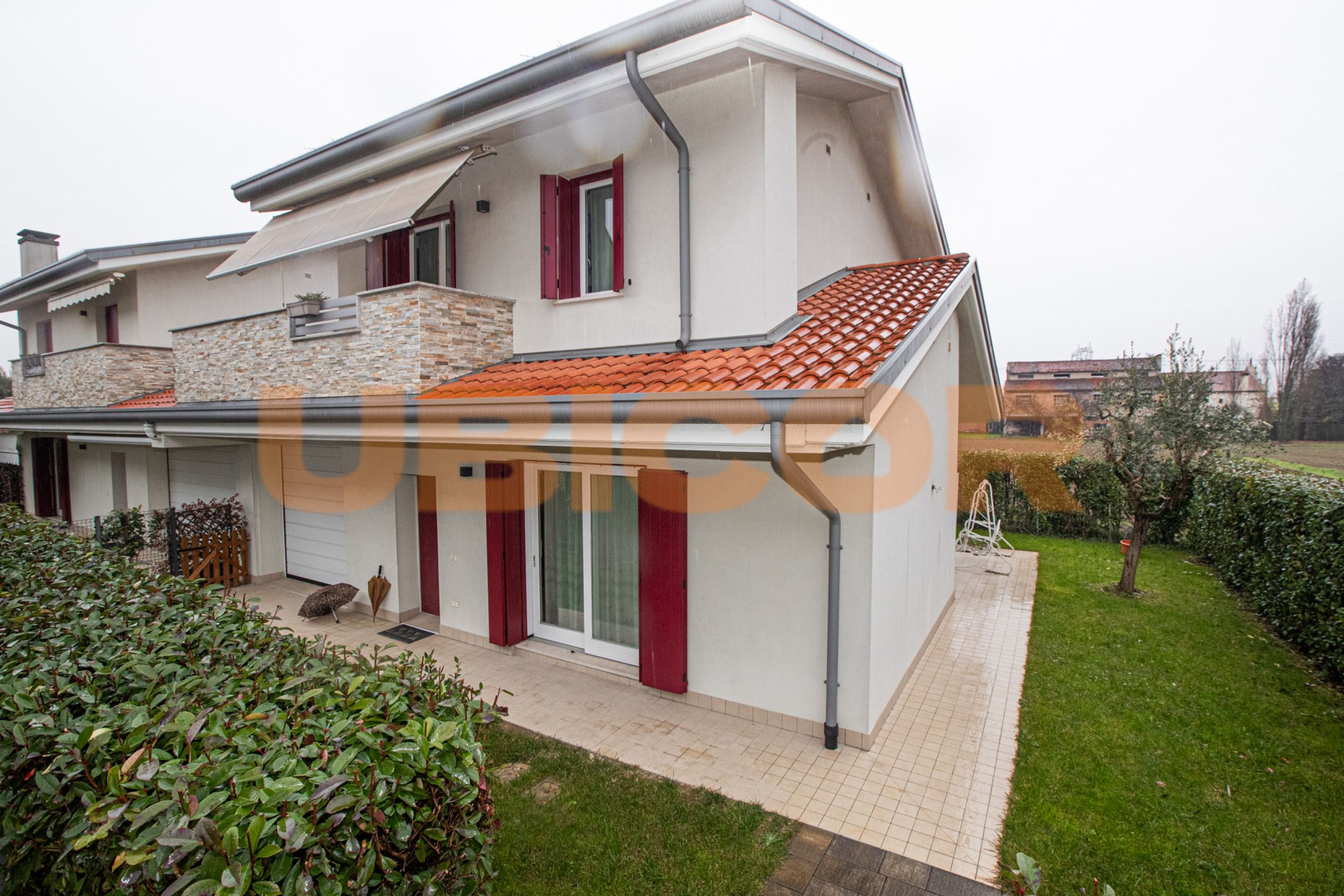 Porzione di Bifamiliare in Vendita